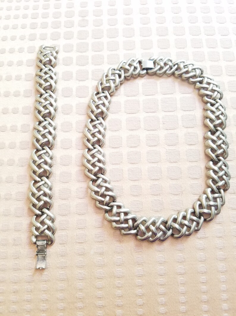 Silvertone Jewelry Set Chain Link Necklace and Bracelet Vintage Costume Jewelry Large Double Link Choker Collar Statement Silver Tone