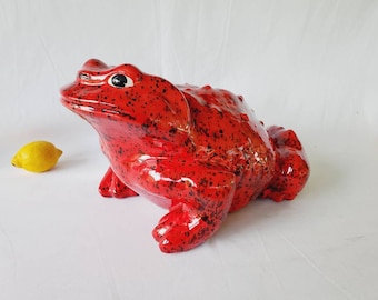 XXL Bold Red Lucky Frog Statue Ceramic Animal Figurine Unique Animal Decor Pop Art Design Lover Frog Gifts Toad Statue