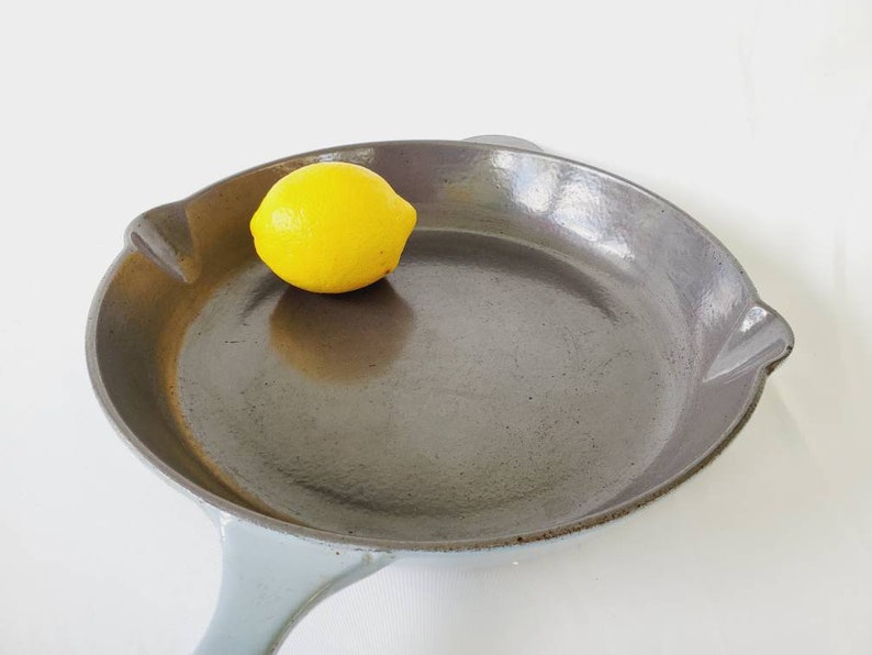 Large Le Creuset Sky Blue Skillet Rare Glissemail 10.5 in Fry Etsy
