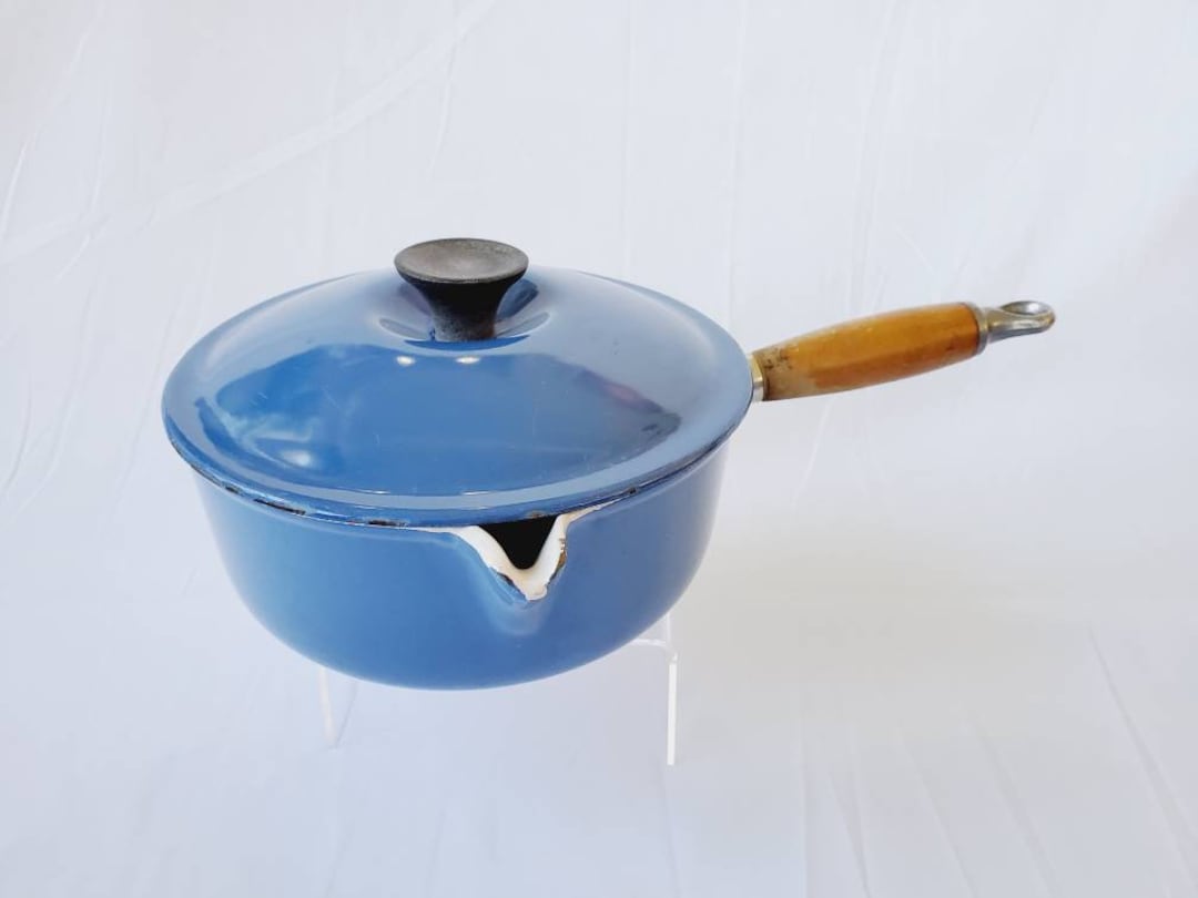 Enameled Cast Iron 2 Quart Sauce Pan with Lid - Blue – Eco + Chef