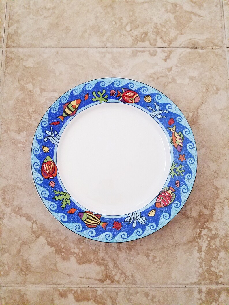 4 Pisces Dinner Plates Designed by Sue Zipkin for Sango Set of 4 Fish Coastal Beach Ocean Design 1990s Dinnerware 4896 Pattern Unique Plates