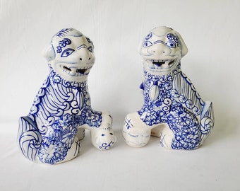 Estatuas vintage de perro Foo azul: figuras de cerámica asiáticas (par)