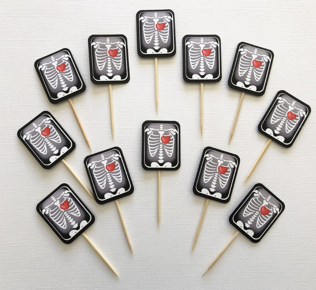 Xray Radiology Technician Skeleton Chest Heart Medical Imaging Bones