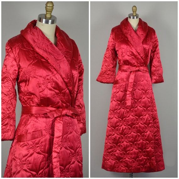 1950s Robe | Luxurious 50s Quilted Satin Cranberry