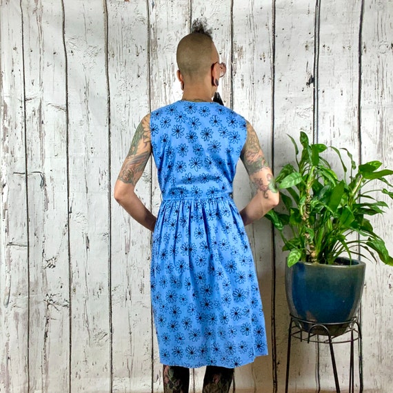 Vintage 1960s Day Dress Cotton Periwinkle Blue Fl… - image 3