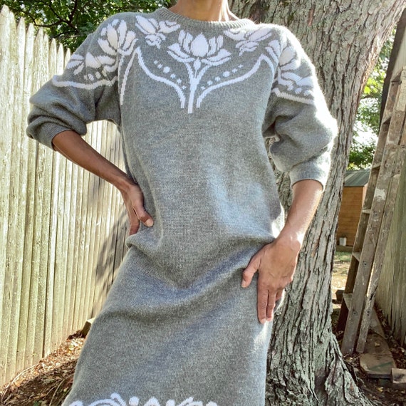 Vintage 1980s Sweater Dress Large Acrylic Gray Wh… - image 1