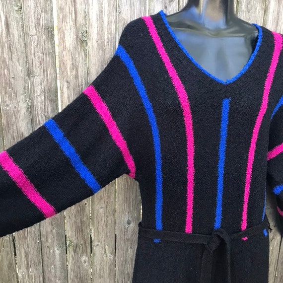 Vintage 1970s Sweater Knit Dress Boucle Black Blu… - image 6