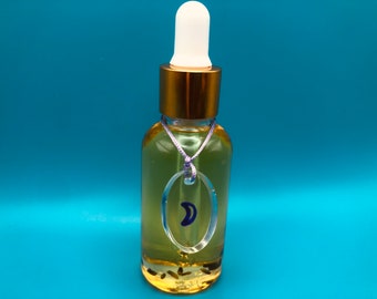 Planetary Oil (30 ml): The Moon - Subconscious, Fertility, Psychic Abilities, Dreams, Motherhood, Influence, Deception