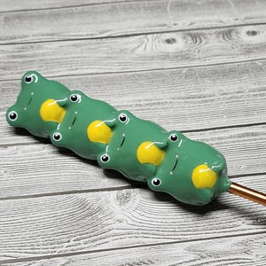 Ergonomic Crochet Hook, Frog Crochet Hook, Nerdy Crochet Hook, Cute Frogs, Chubby Frogs Crochet, Crochet Hook,