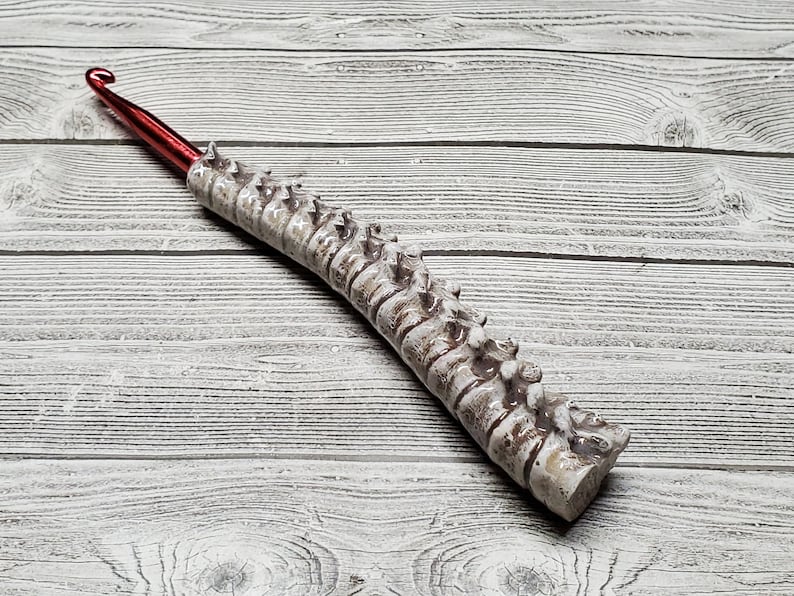 Ergonomic Crochet Hook, Spine Crochet Hook, Nerdy Crochet Hook, Vintage Bone, Vertebra, Spine, Bones, Goth Crochet Hook, image 1