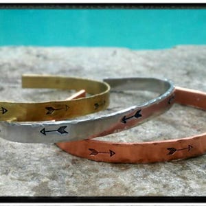 Arrows - Hammered Cuff Bracelet - Aluminum/Brass/Copper Cuff//Repeat Arrow Patten//Hand Stamped//Hand Textured - Friend/Family/Boho/Bridal