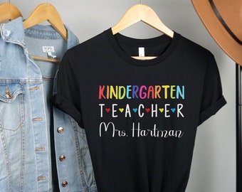 Custom Name Kindergarten Teacher Shirt Personalized Teachers Gift Teaching Gifts Cute Tshirts for Her Group Team T-shirt Womens Clothing Tee