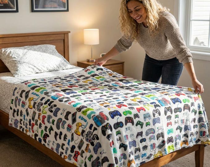 Game Controller Throw Blanket: Plush Gamer Bedding