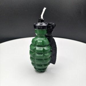 Grenade Candle Cake Topper Bomb Gamer Candles War Video Games Birthday Theme Gaming Husband Fathers Gift for Him TNT Fondant 3D Grenades GreenwithBlackHandle