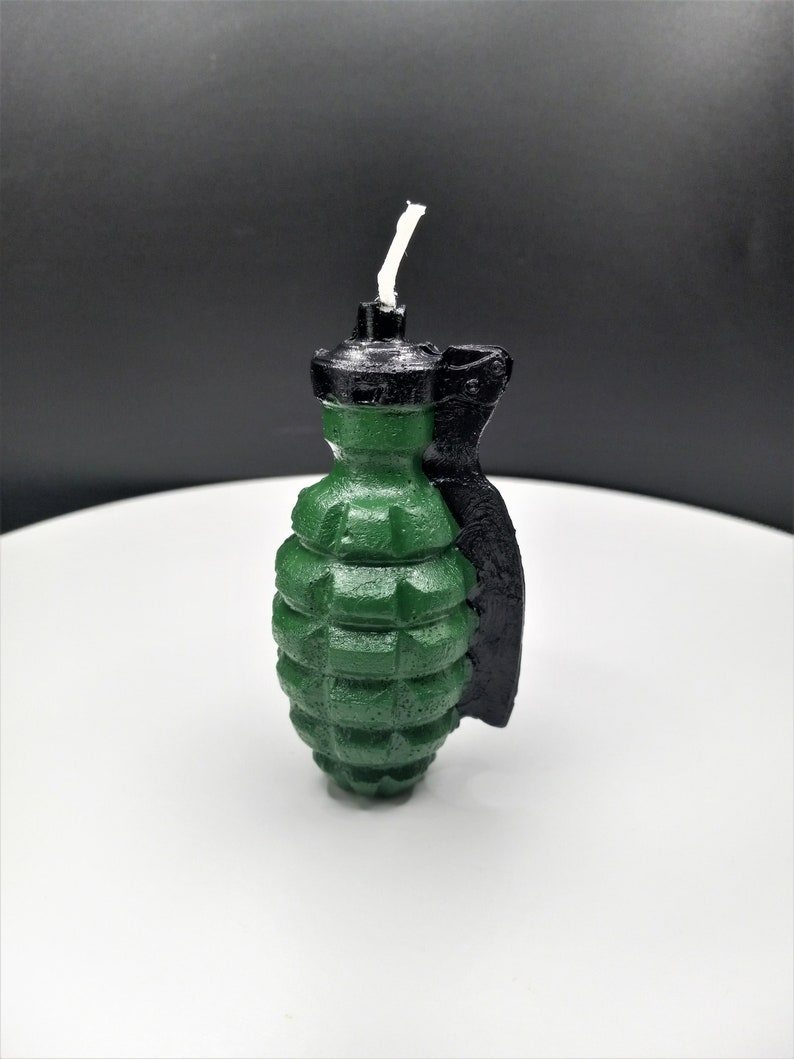 Grenade Candles Gift for Him Birthday Cake Topper Gamer Gifts Video Game Cake Candle Gaming Grenades TNT Gift for Son Birthday Gifts Decor GreenBlack