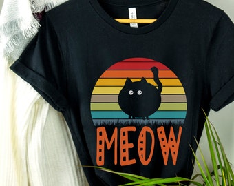 Funny Cat Shirt Meow Black Cat Shirts TShirt Cat Lover Clothing T-shirt Gift for Her Shirts Funny Retro Cats Meow Gift for Cat Lover Pets