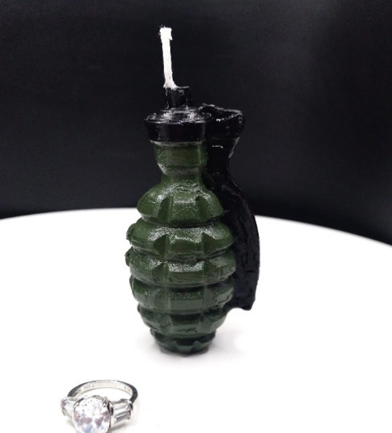 Grenade Candle Cake Topper Bomb Gamer Candles War Video Games Birthday Theme Gaming Husband Fathers Gift for Him TNT Fondant 3D Grenades ArmyWBlackHandle