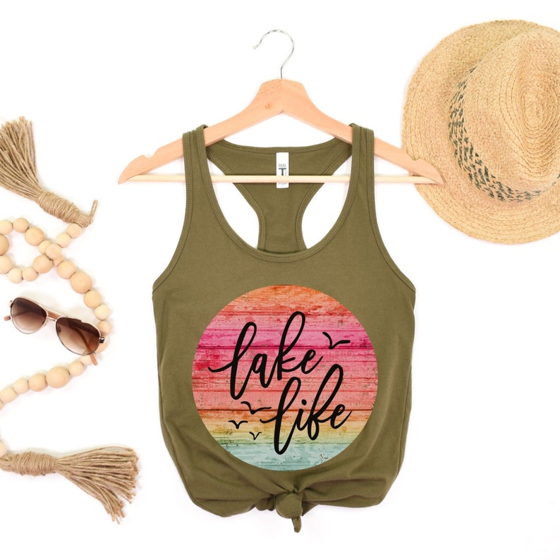 Lake Life Tank Tops Boat Tank Summer Tanks Cute Vacation Girl Trip Racerback Tee Womens Top Retro Sun Beach Shirts Boating Tee Cruise Gifts Solid Military Green