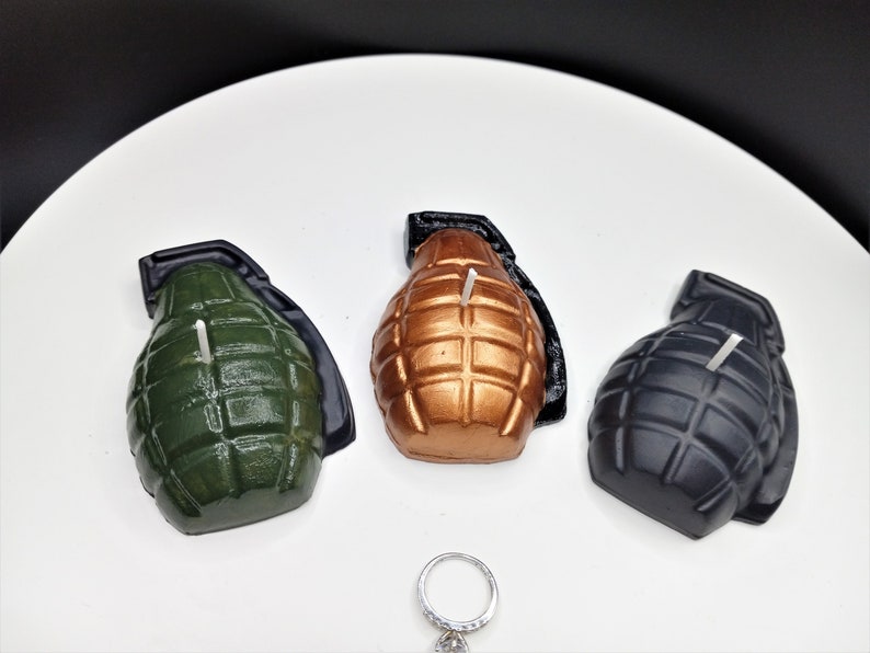 Grenade Candle Video Game Birthday Cake Topper Bomb Gamer Gift Candles War Games Gaming Theme Gift for Him Grenades TNT Boys Party Decor 3CustomGrenades