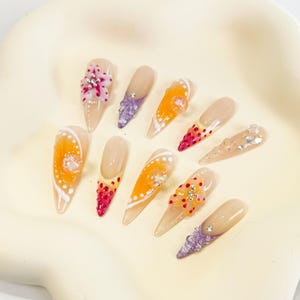 Presse de fleurs 3D tropicales sur les ongles, ongles stiletto, ongles de plage tropicale, ongles faits main, ongles longs, colle sur les ongles, ongles de fleurs, PO028