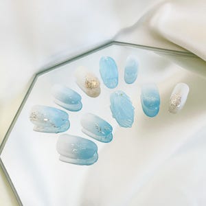 3D Ocean Blue Press On Nails: Short Ombre Beach Nails