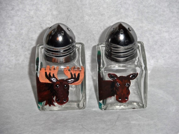 Moose salt and pepper on sale shakers