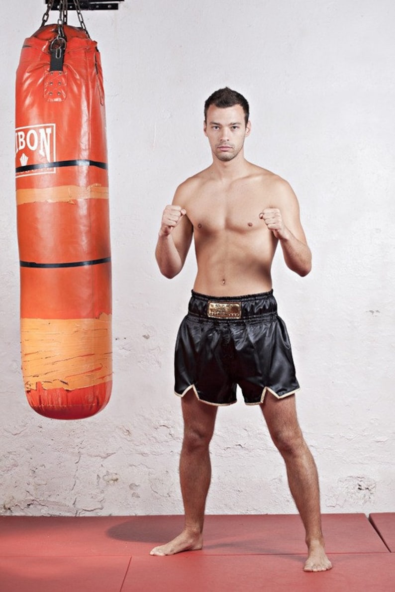 Short De Boxe Thaï Homme - Noir - Taille L (Tour De Taille 24p) - Occasion Parfait état