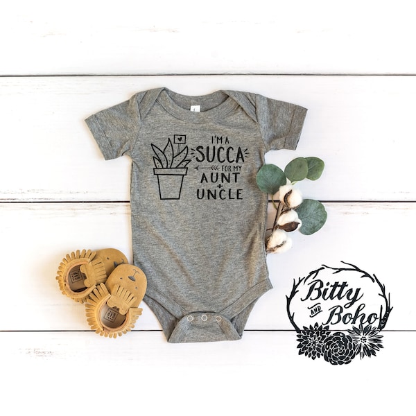 I'm a Succa for my Aunt and Uncle Baby Bodysuit, Aunt Baby Gift, Cactus Baby Bodysuit, Succulent Baby, Pregnancy Announcement, Gray Bodysuit