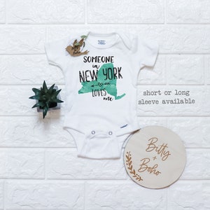 New York Onesie®, Unique Baby Gift, Grandma Onesie, State Onesie, Someone in Loves Me, California Onesie, Aunt Onesie, Fun Baby Shower Gift