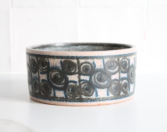 Vintage pottery with black and blue geometric patterns, 5009