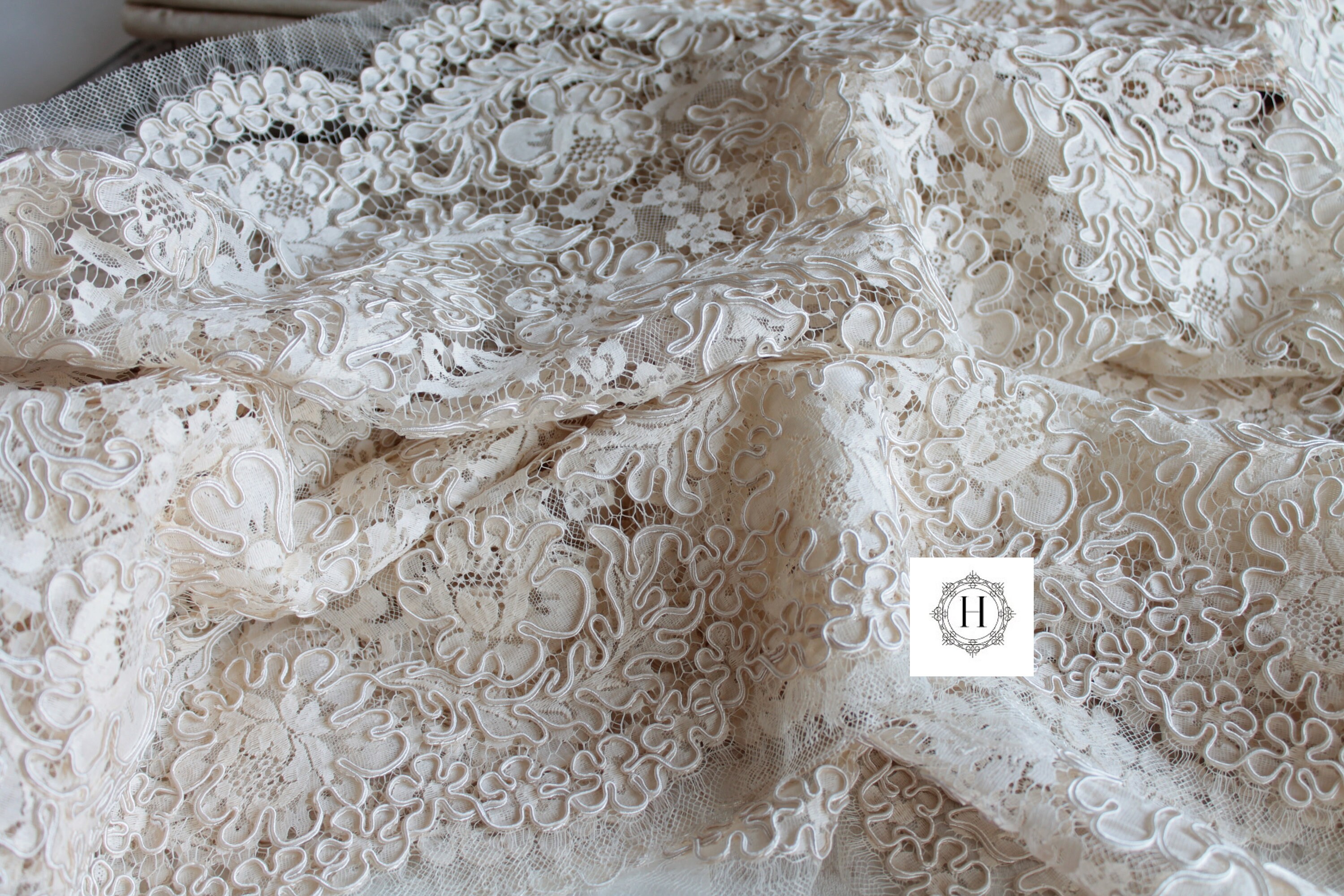 Reserve J M High Fashion Fabric Embroidered Lace Fabric For