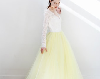 Long Sleeve V Neck Yellow Organza Ballgown Wedding Dress