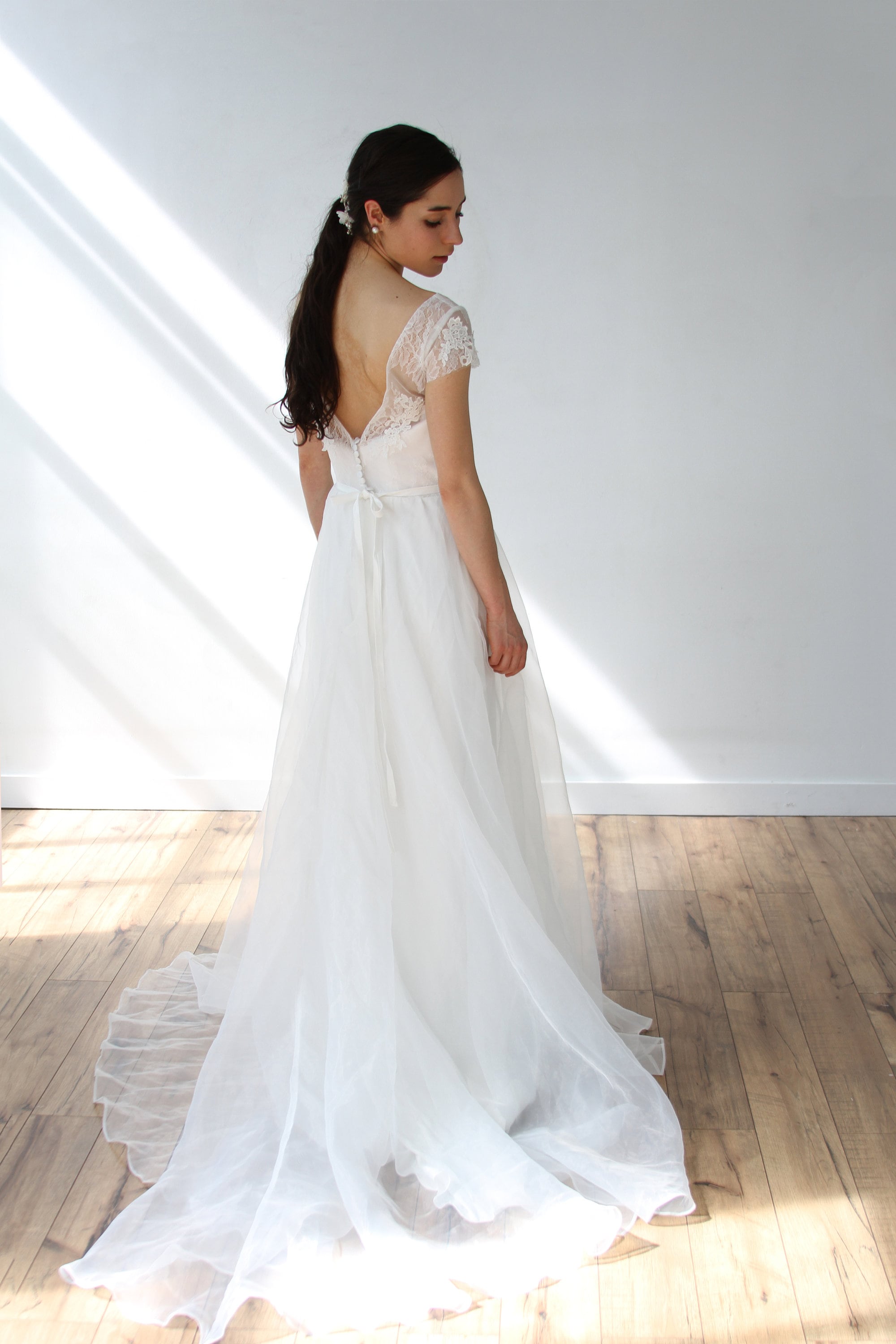 Short Sleeve Floral Lace Flowy Organza Skirt A-line Wedding Dress