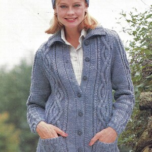 Instant PDF Digital Download ladies chunky jacket & hat knitting pattern 32 to 40 inch (1508)