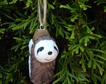 Sloth Ornament Hanging Figurine Statue Décor Small Animal Sculpture Art Wood Carving Miniature