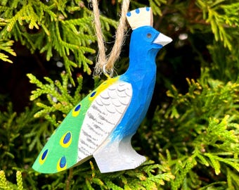 Peacock Wooden Ornament Figurine | Hand Carved Bird Sculpture Décor