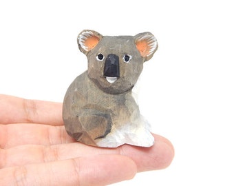 Koala Bear - Small Wooden Figurine - Baby Australian Marsupial Wombat Carving Handmade Decoration Miniature Small Animals Little Art Statue