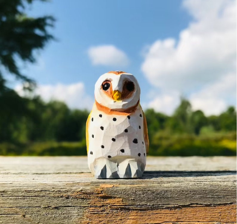 barn owl wood figurine