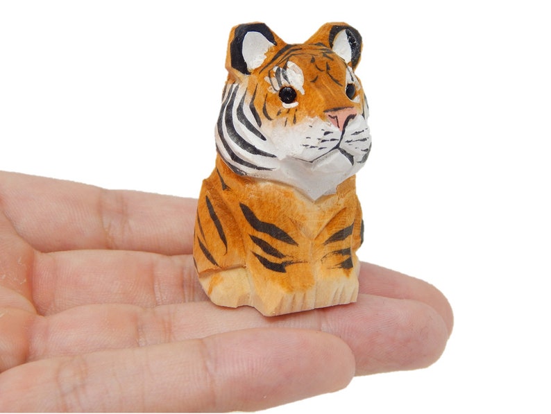 tiger figurine