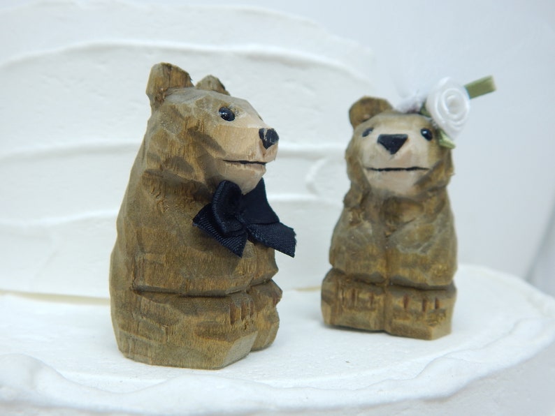 brown bear cake topper