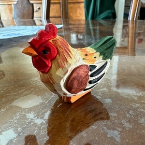 chicken wood figurine