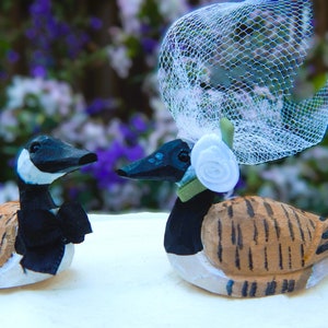 Canada Goose Love Bird Cake Topper Bride & Groom Wedding Engagement Anniversary Carved Wood Statue
