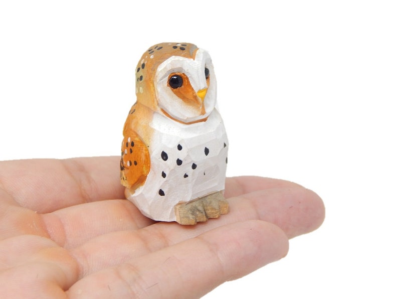 barn owl wood figurine