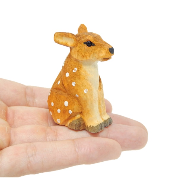 Spotted Deer - White-tailed Forest Fawn Reindeer Roe Buck Fallow Doe Miniature Hand-Painted Wooden Carved Ornament Figurine Small Animals