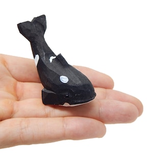 Orca Killer Whale Figurine Decoration Black Fish Statue Shamu Miniature Wooden Art Wall Carved Small Animal