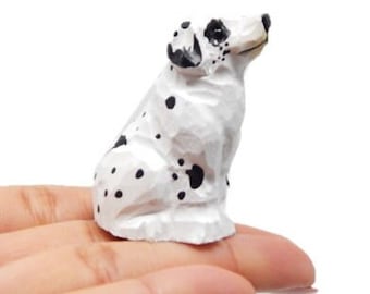 Dalmation Spotted Dog Puppy Figurine Statue Miniature Wood Carving Home Decor Small Animal Firehouse Pet