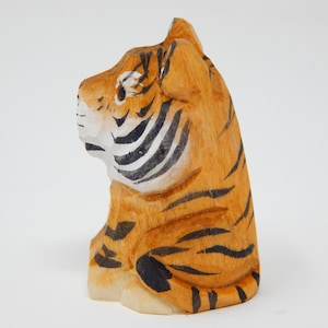 tiger figurine