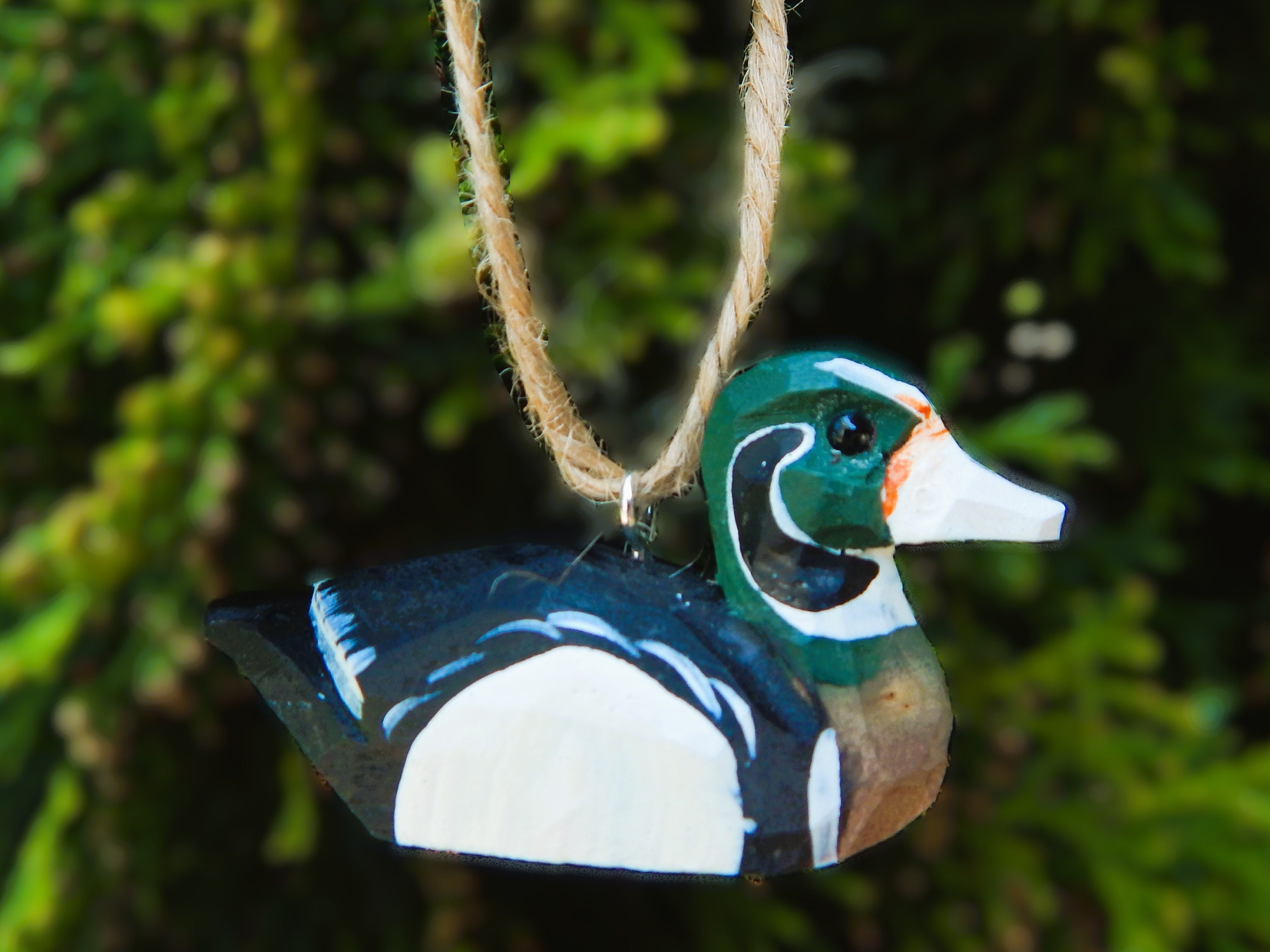 木製ダックドレイクバード吊り下げオーナメントフィギュアハンドメイド彫刻装飾 - Etsy 日本, image size:3000x2250