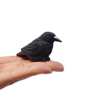 Raven Black Bird Crow Figurine Statue Sculpture Art Miniature Wood Carving Decor Small Animal
