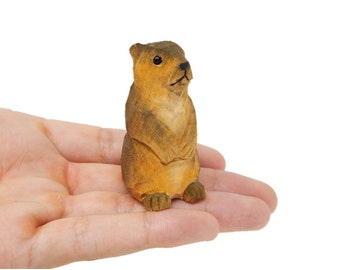Träfigur av havsutter | Handskuren presentdekoration i marint djurformat